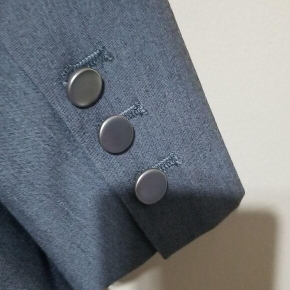 Tailor B.Moss  Gray Blazer Sz 6 - Picture 8 of 8